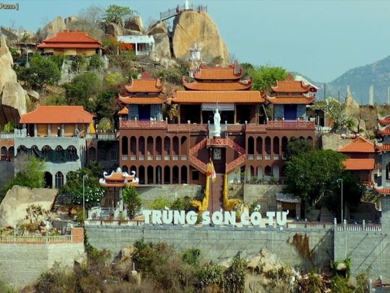 Trùng Sơn Cổ Tự